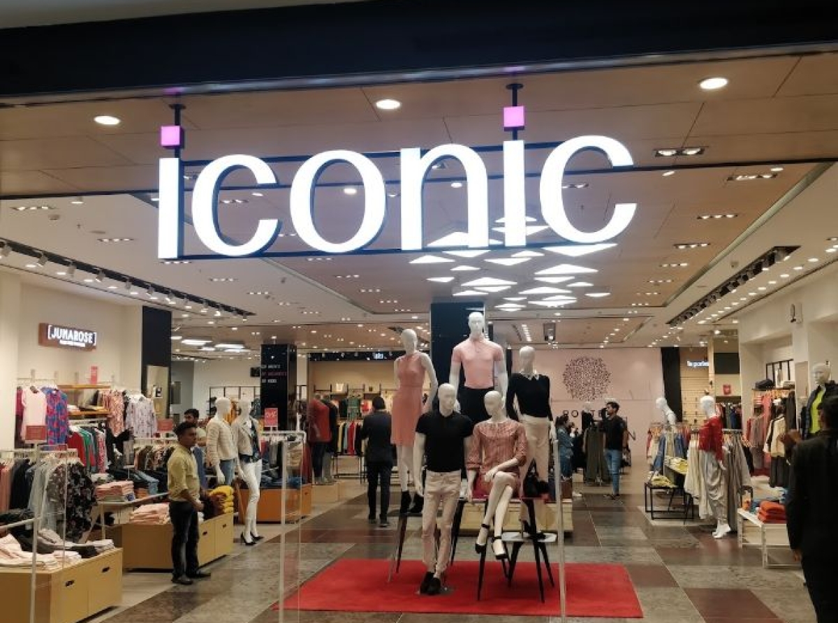 Iconic plans 50 stores